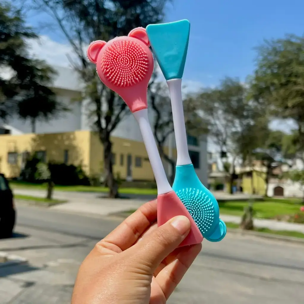 Espatula + Brocha silicona exfoliadora